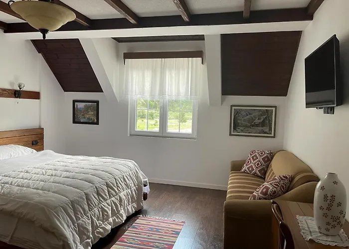 酒店 Bujtina 瓦勒博内